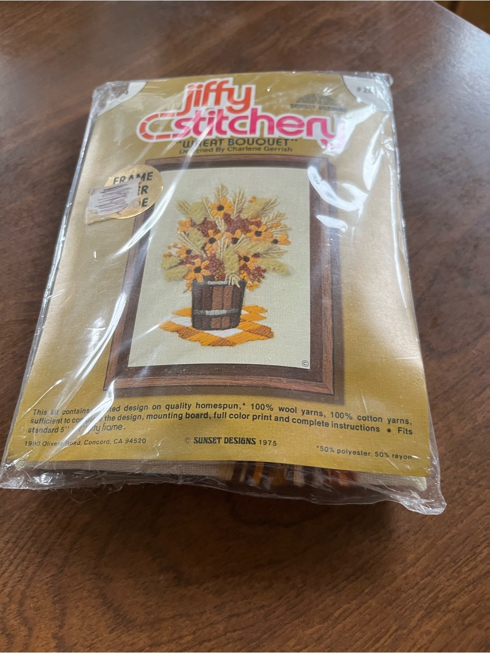 Jiffy Stitchery Wheat Bouquet Wall Art Kit - Gold and Brown